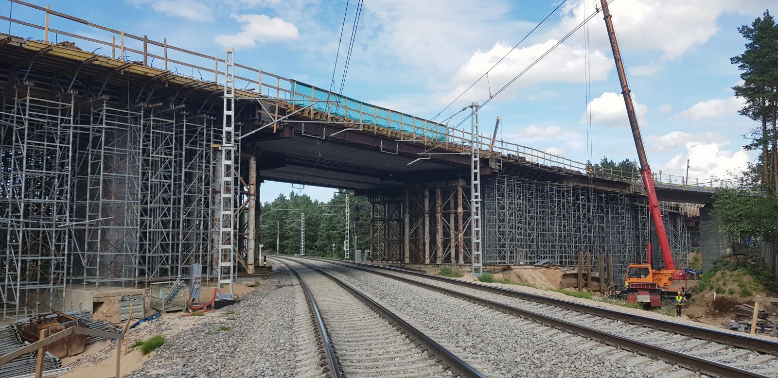 Pastolių ir klojinių projektavimas: svarbus žingsnis į efektyvius darbus statybų projektuose