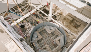 Moduliniai pastoliai gamyklos plėtros ir modernizavimo darbams