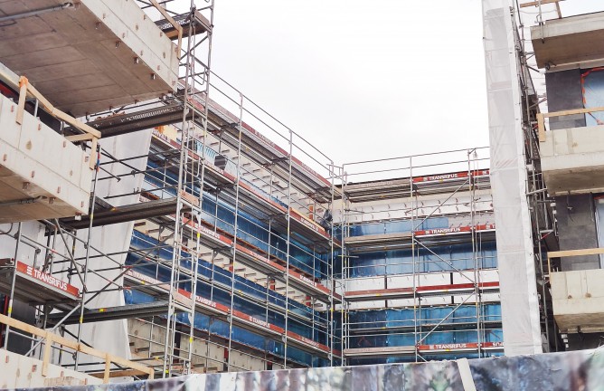 Pastoliai ir iškrovimo platformos apartamentams Palangoje