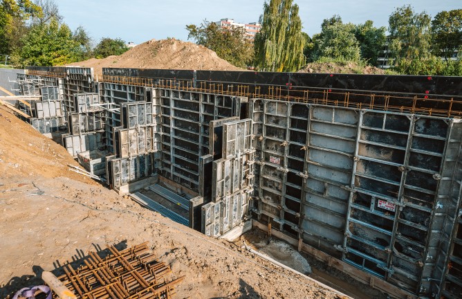 Sieninių klojinių projektavimas ir nuoma maitinimo įstaigos statybai
