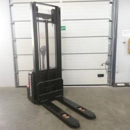 Elektinis aukštai keliantis palečių vežimėlis Hangcha CDD10 I7AI03009 Elektinis aukštai keliantis palečių vežimėlis Hangcha CDD10 I7AI03009