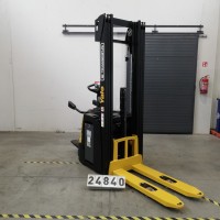 Elektrinis aukštai keliantis palečių vežimėlis Yale MS16XIL D847T01612U