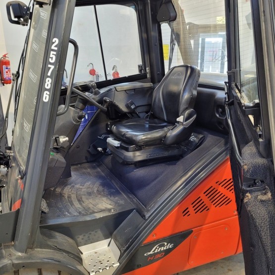 Dujinis krautuvas LINDE H30T-02  H2X393D52784