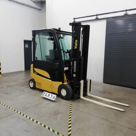 Elektrinis krautuvas YALE ERP16VF A955B06824U