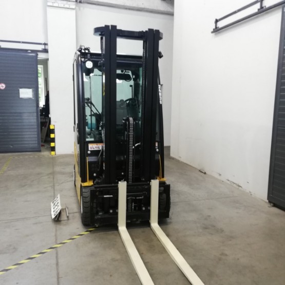 Elektrinis krautuvas YALE ERP16VF A955B06824U
