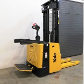 Elektrinis aukštai keliantis palečių vežimėlis Yale MS15XIL C847T03677T