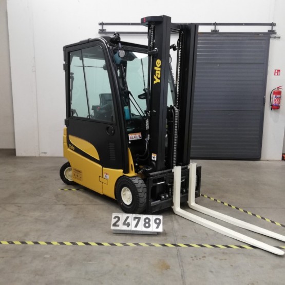 Elektrinis krautuvas YALE ERP16VF A955B06823U