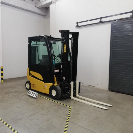 Elektrinis krautuvas YALE ERP16VF A955B06823U