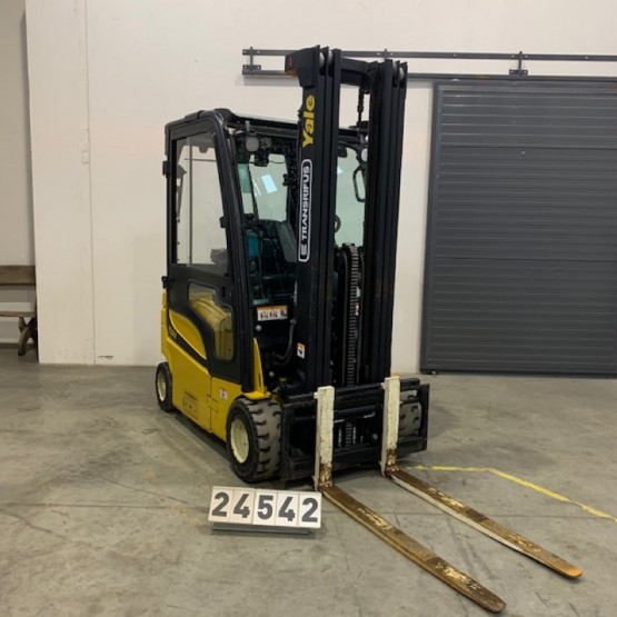 Elektrinis krautuvas YALE ERP18VF MWB A955B06222T