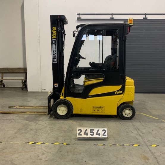 Elektrinis krautuvas YALE ERP18VF MWB A955B06222T