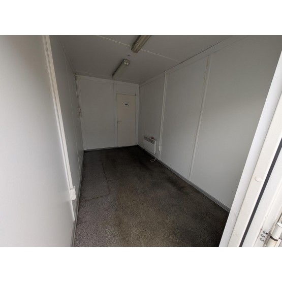 Naudotas buitinis konteineris su san. mazgu NAM267