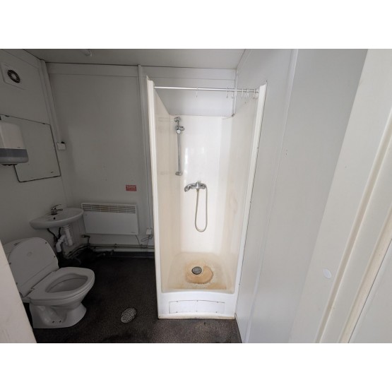 Naudotas buitinis konteineris su san. mazgu NAM267