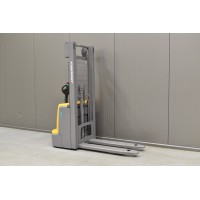 Naudotas JUNGHEINRICH EJC 110