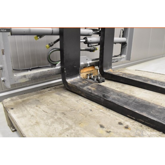  fork positioner