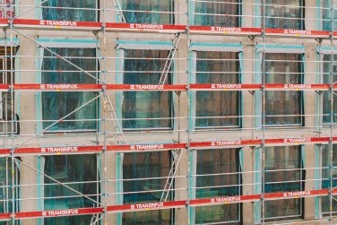 Fasadiniai pastoliai verslo centrui „Hermanas“