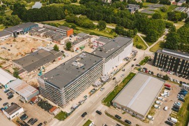 Pastolių nuoma biurų pastato vystymui