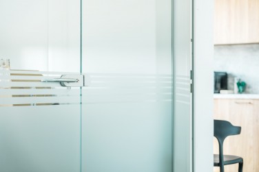 Modernios administracinės patalpos iš konteinerinių modulių Klaipėdoje
