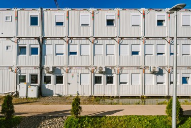 Konteinerinių patalpų kompleksas gamyklos modernizavimo laikotarpiu