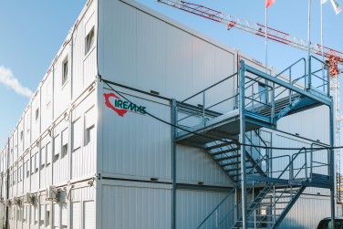 Konteinerinių patalpų kompleksas gamyklos modernizavimo laikotarpiu
