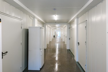 Konteinerinių patalpų kompleksas gamyklos modernizavimo laikotarpiu
