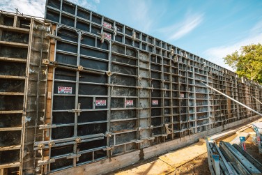 Sieninių klojinių projektavimas ir nuoma maitinimo įstaigos statybai