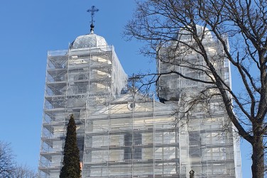 Molėtų Šv. apaštalų Petro ir Povilo bažnyčia
